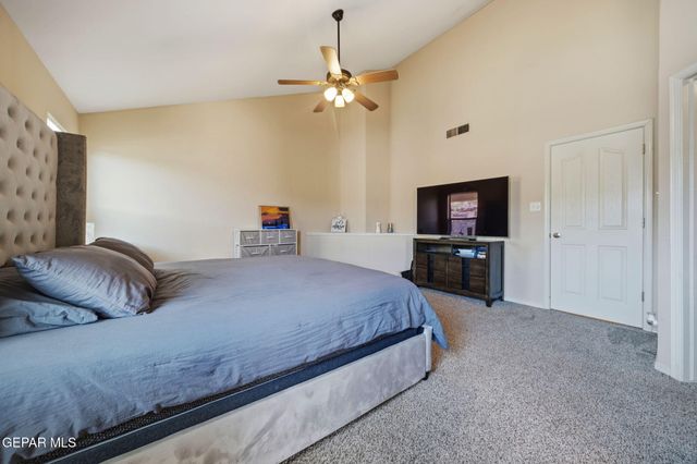 13008 JORGE GRAJEDA, El Paso, TX 79938