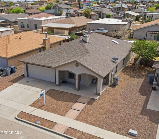 13008 JORGE GRAJEDA, El Paso, TX 79938