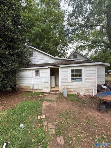 706 West Washington Street, Athens, AL 35611