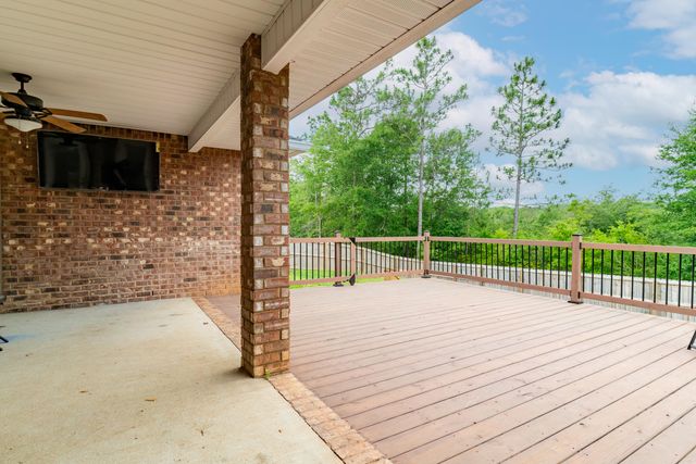 6101 Walk Along Way, Crestview, FL 32536