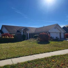 12117 Eagle Creek Pass, Fort Wayne, IN 46814