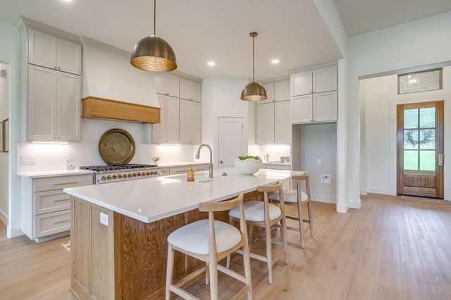 9500 County Road 528, Burleson, TX 76028
