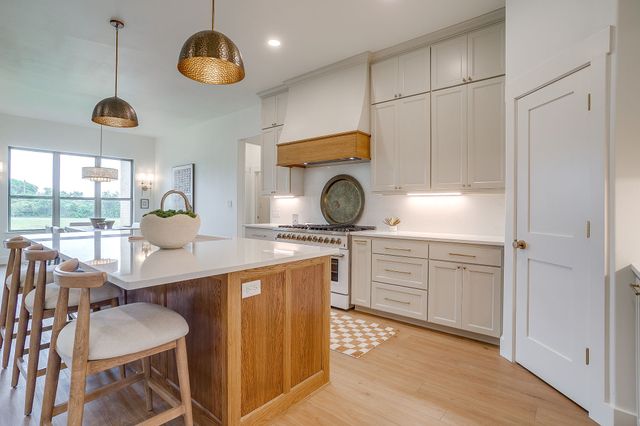 9500 County Road 528, Burleson, TX 76028