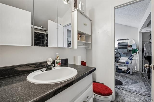 3824 S Genoa Circle C, Aurora, CO 80013