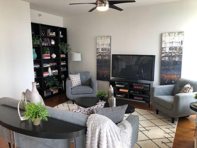 233 E 13th Street 2210, Chicago, IL 60605