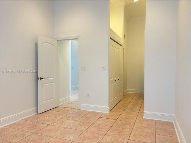 6702 NW 190th St 6702, Hialeah, FL 33015