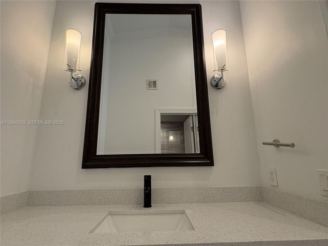 6702 NW 190th St 6702, Hialeah, FL 33015