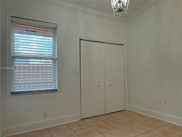 6702 NW 190th St 6702, Hialeah, FL 33015