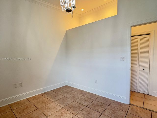 6702 NW 190th St 6702, Hialeah, FL 33015