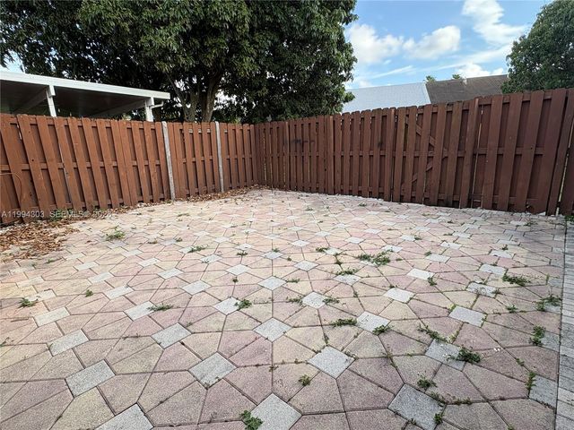 6702 NW 190th St 6702, Hialeah, FL 33015