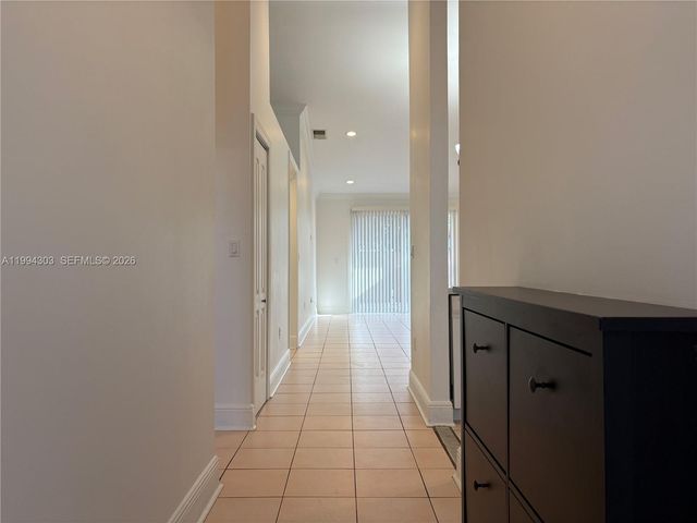 6702 NW 190th St 6702, Hialeah, FL 33015