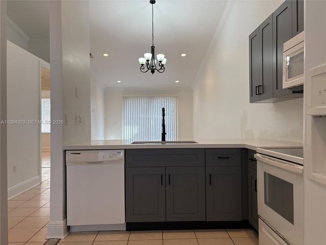 6702 NW 190th St 6702, Hialeah, FL 33015