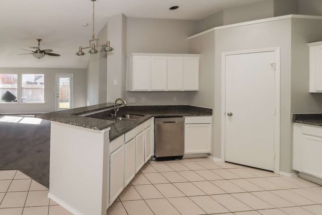 8208 Dynasty Drive, Fort Worth, TX 76123