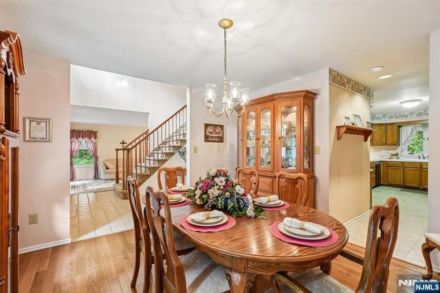 22 Eric Trail, Sussex, NJ 07461