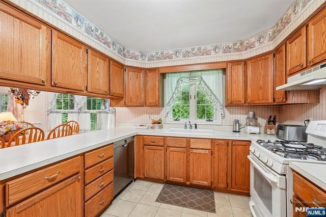 22 Eric Trail, Sussex, NJ 07461