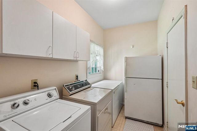 22 Eric Trail, Sussex, NJ 07461