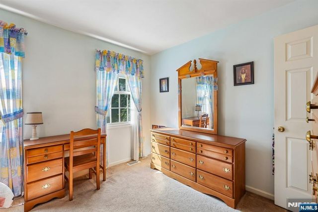 22 Eric Trail, Sussex, NJ 07461