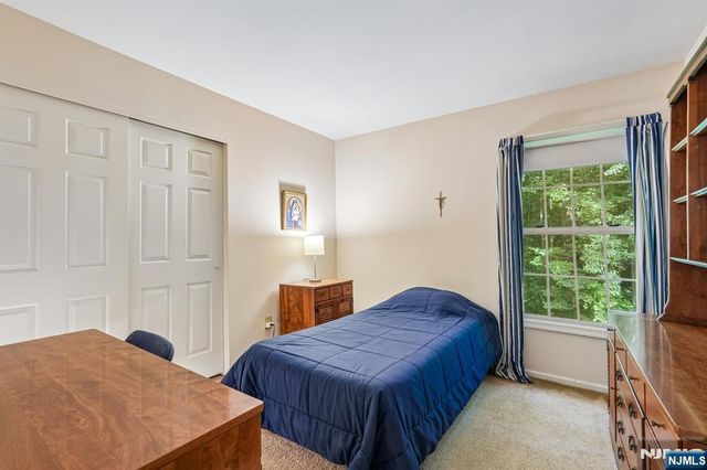 22 Eric Trail, Sussex, NJ 07461