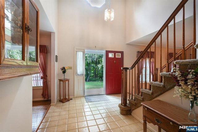 22 Eric Trail, Sussex, NJ 07461