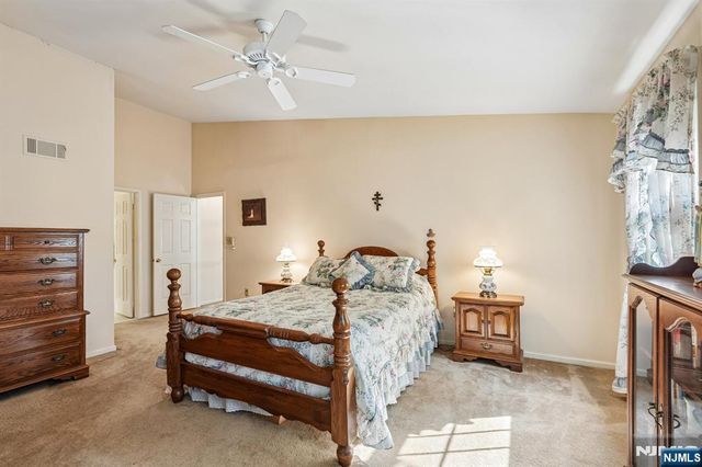 22 Eric Trail, Sussex, NJ 07461