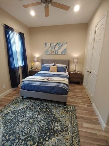 4926 Weeping Willow Road B, Houston, TX 77092