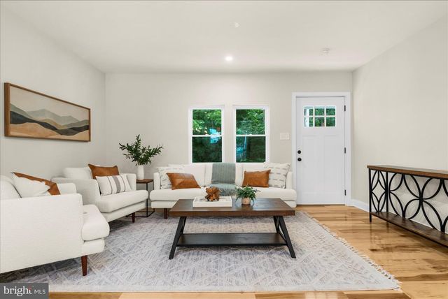 201 PENLLYN BLUE BELL PIKE, Blue Bell, PA 19422