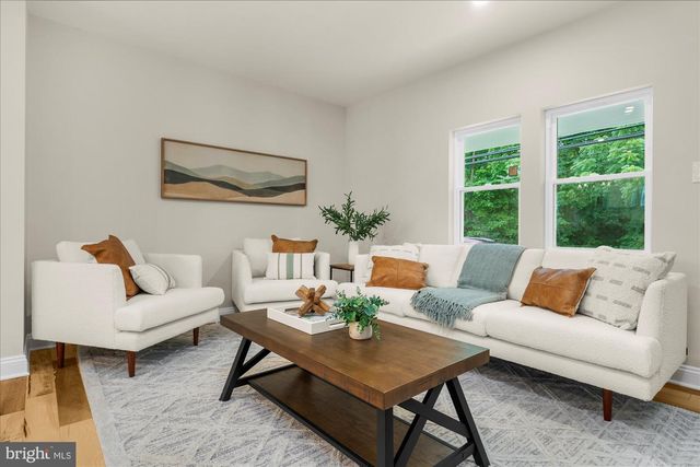 201 PENLLYN BLUE BELL PIKE, Blue Bell, PA 19422