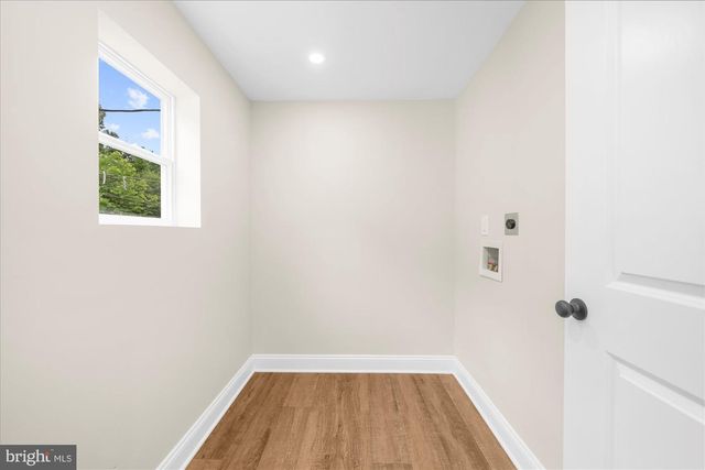 201 PENLLYN BLUE BELL PIKE, Blue Bell, PA 19422