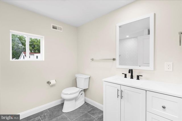 201 PENLLYN BLUE BELL PIKE, Blue Bell, PA 19422