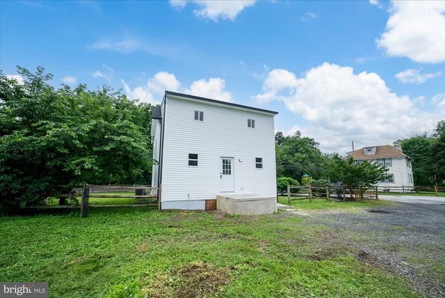 201 PENLLYN BLUE BELL PIKE, Blue Bell, PA 19422