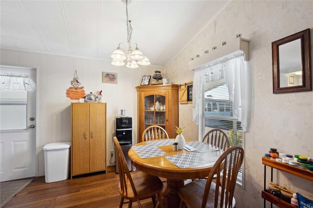 37827 MISSION HILLS AVENUE, Zephyrhills, FL 33541