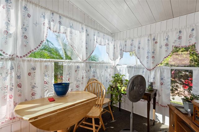 37827 MISSION HILLS AVENUE, Zephyrhills, FL 33541