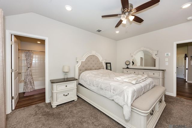 642 Correns Ln, Zachary, LA 70791