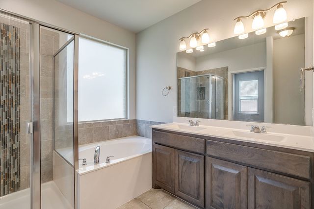 9105 Golden Hollow Lane, Fort Worth, TX 76179