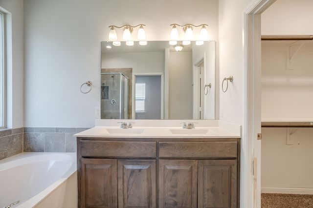 9105 Golden Hollow Lane, Fort Worth, TX 76179
