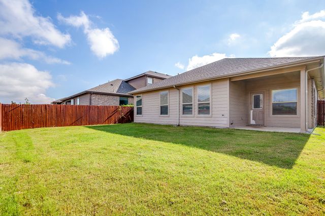 9105 Golden Hollow Lane, Fort Worth, TX 76179