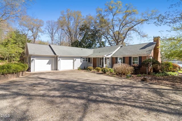 253 Lakeview Drive, Sanford, NC 27332