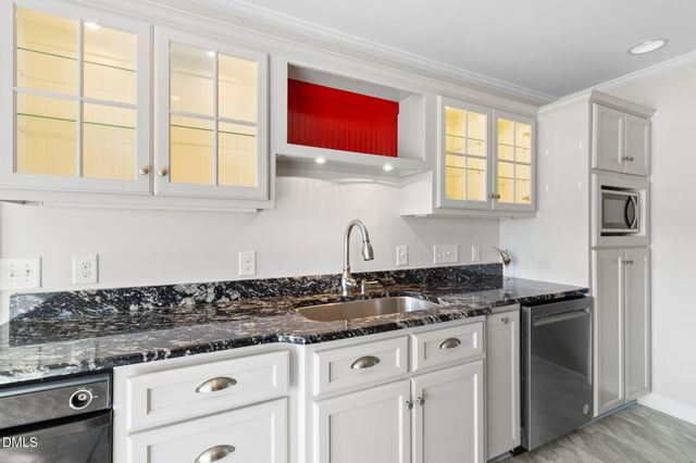 253 Lakeview Drive, Sanford, NC 27332