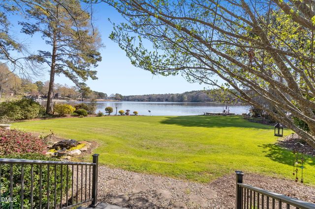 253 Lakeview Drive, Sanford, NC 27332