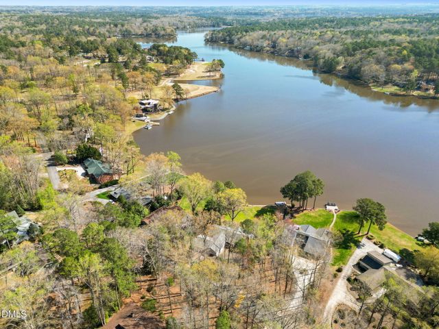 253 Lakeview Drive, Sanford, NC 27332