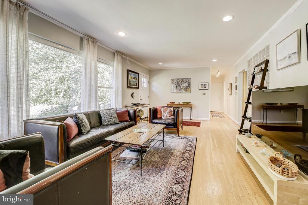 4601 BLAGDEN AVE NW, Washington, DC 20011