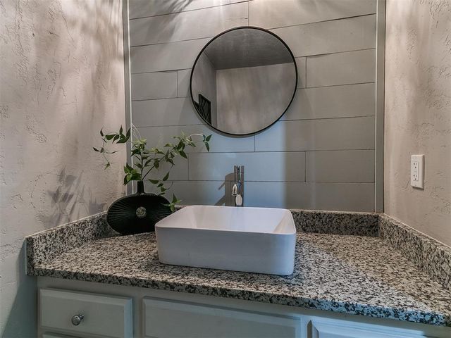 1213 Mockingbird Lane, Edmond, OK 73034
