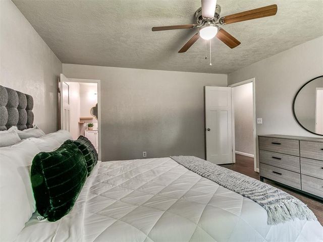 1213 Mockingbird Lane, Edmond, OK 73034