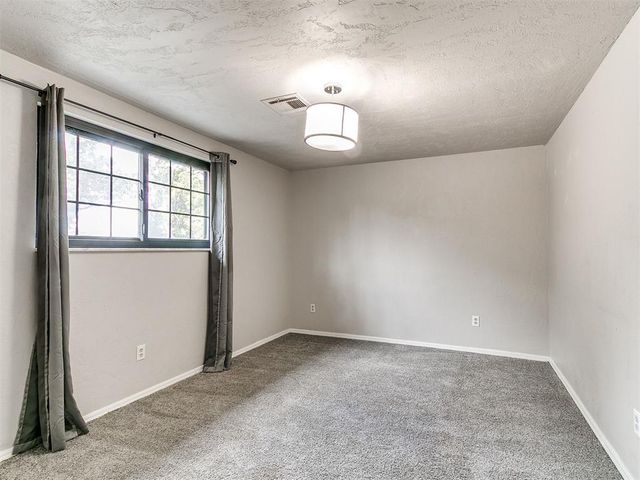 1213 Mockingbird Lane, Edmond, OK 73034
