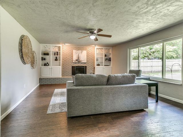 1213 Mockingbird Lane, Edmond, OK 73034