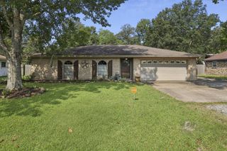 25 Stradford, Orange, TX 77632