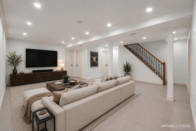 172-12 65th Avenue, Fresh Meadows, NY 11365