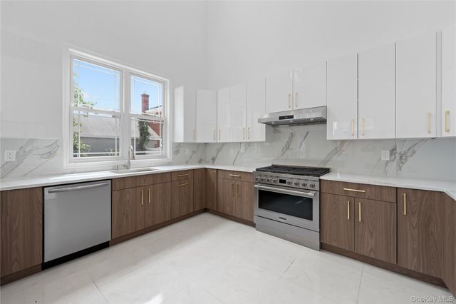 172-12 65th Avenue, Fresh Meadows, NY 11365
