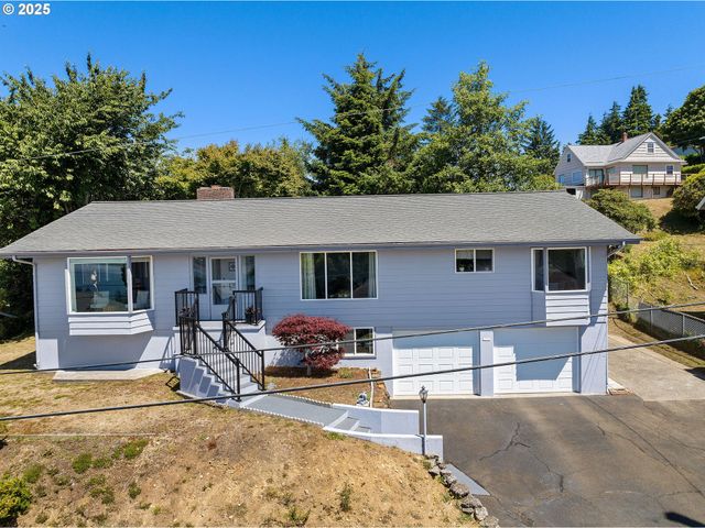 374 W LEXINGTON Ave, Astoria, OR 97103