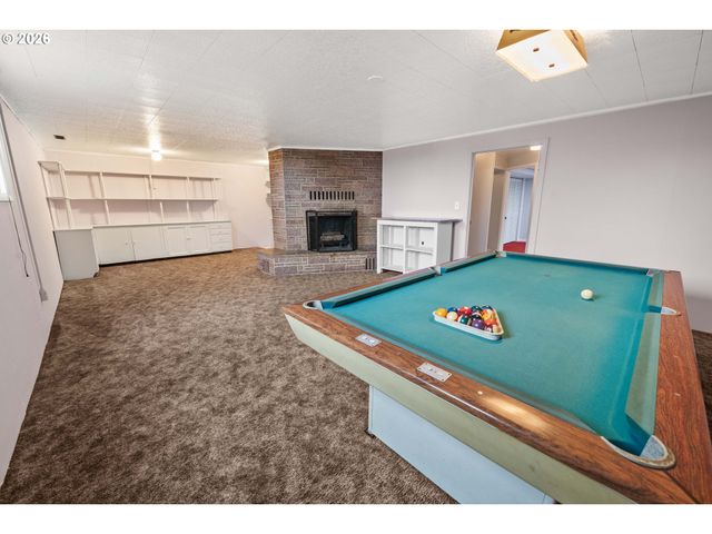 374 W LEXINGTON Ave, Astoria, OR 97103